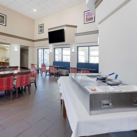 Comfort Inn & Suites Wichita Dış mekan fotoğraf