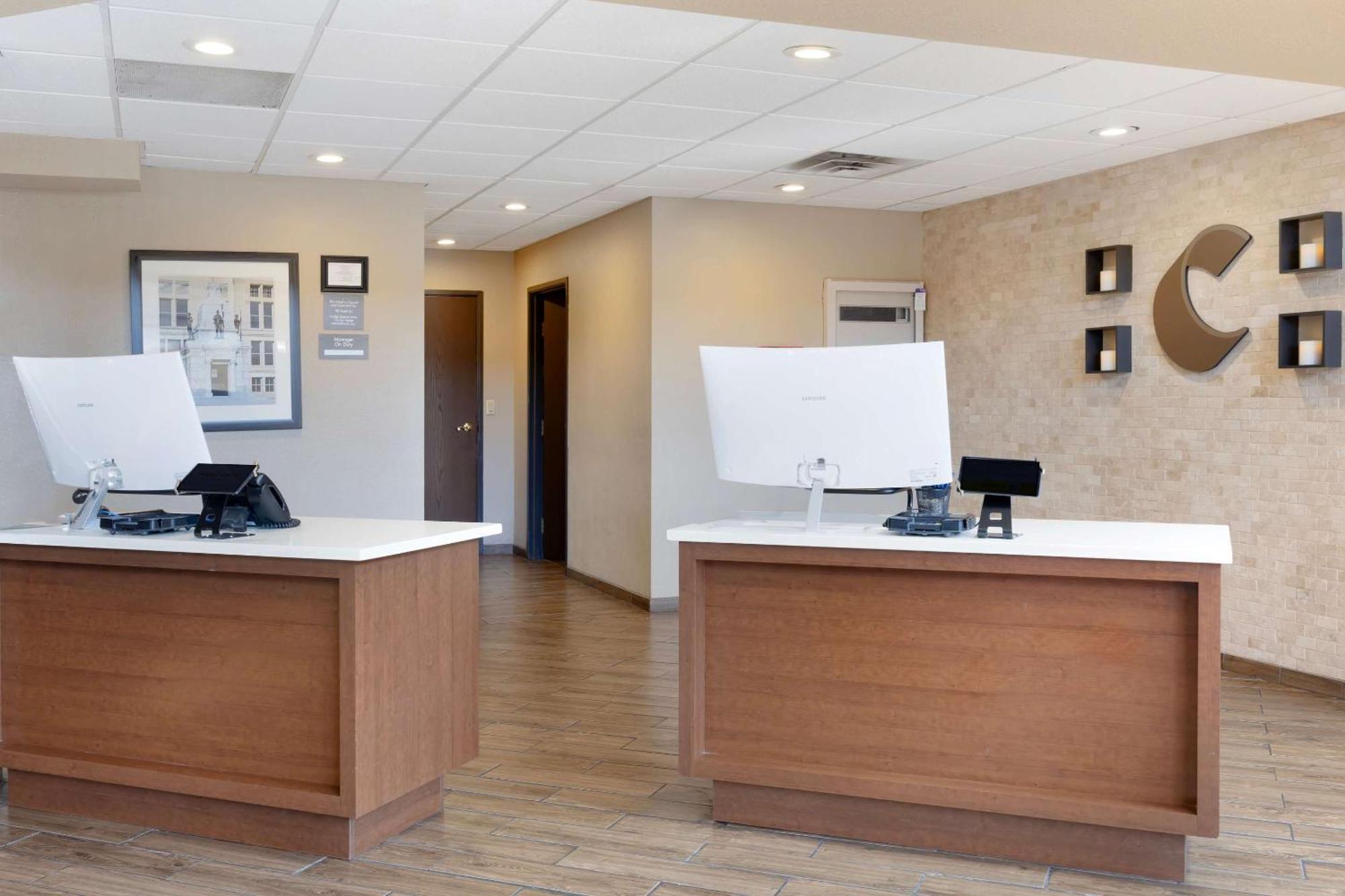 Comfort Inn & Suites Wichita Dış mekan fotoğraf
