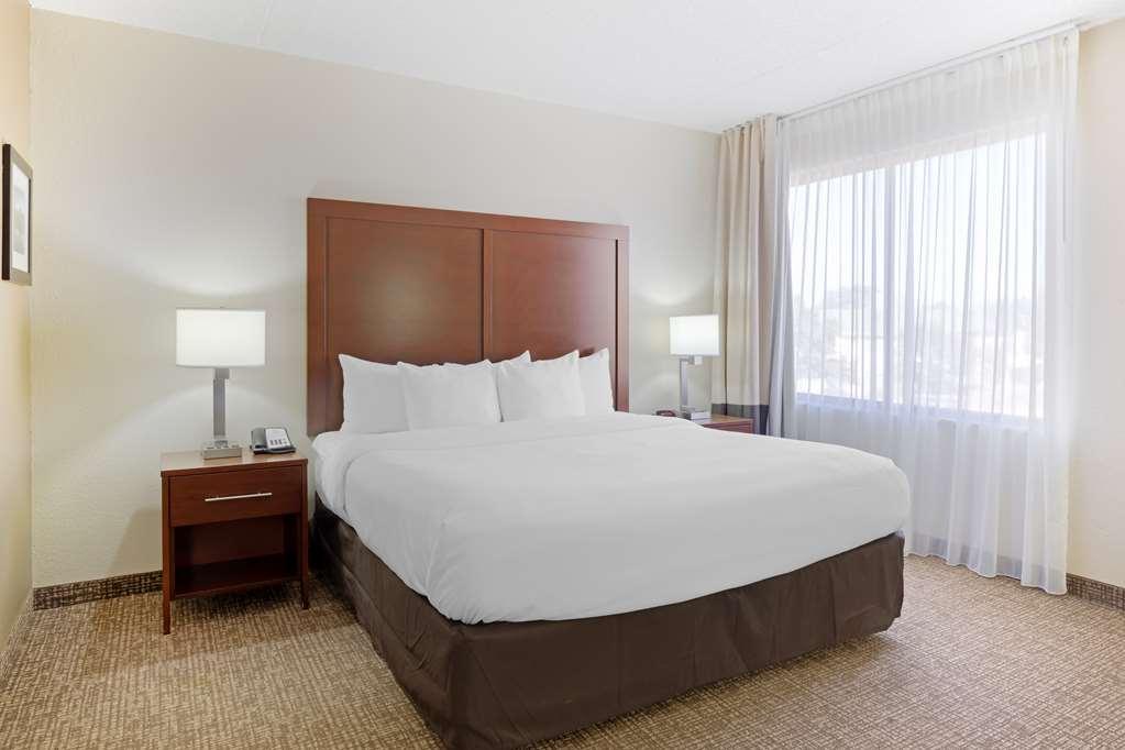 Comfort Inn & Suites Wichita Oda fotoğraf