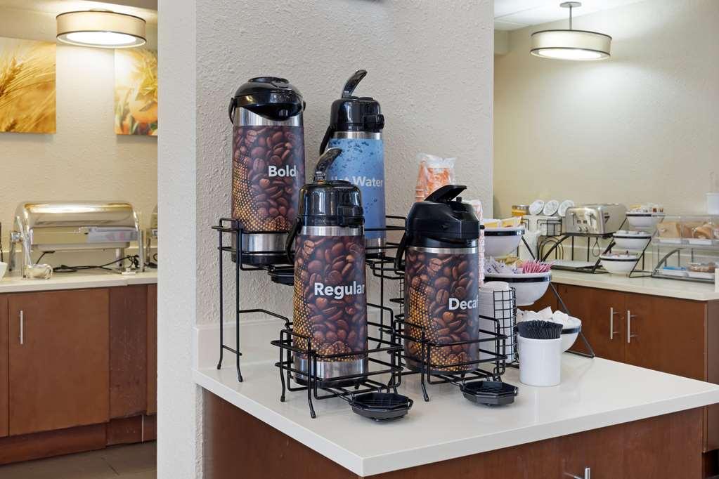 Comfort Inn & Suites Wichita Restoran fotoğraf