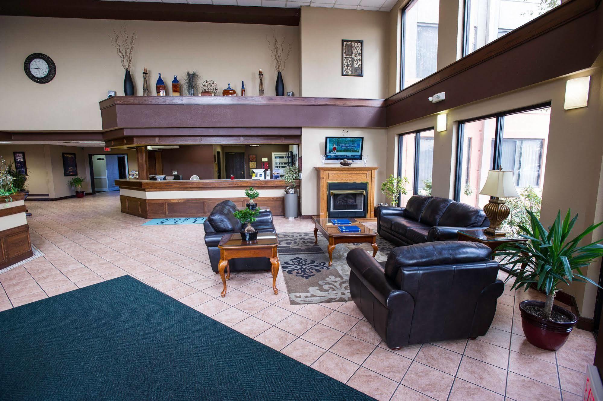 Comfort Inn & Suites Wichita Dış mekan fotoğraf
