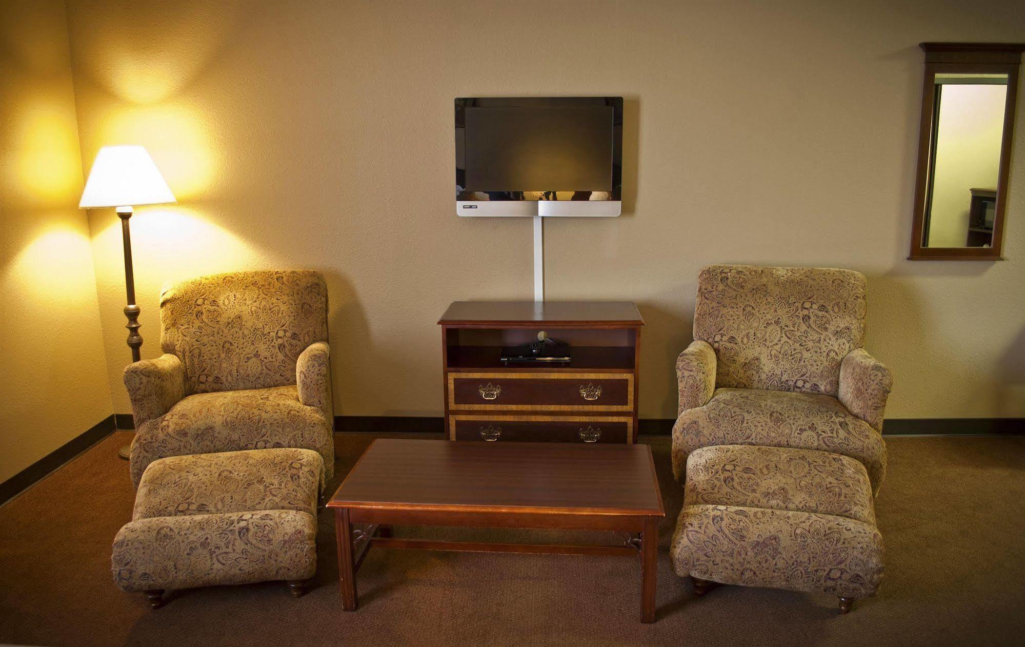 Comfort Inn & Suites Wichita Dış mekan fotoğraf